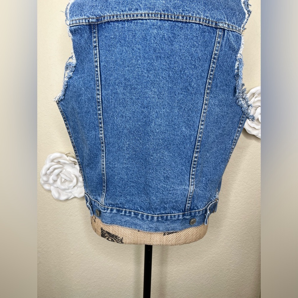 Vintage Gitano Medium Blue Wash Denim Frayed Sleeves Trucker Vest Sz Small - Picture 12 of 14